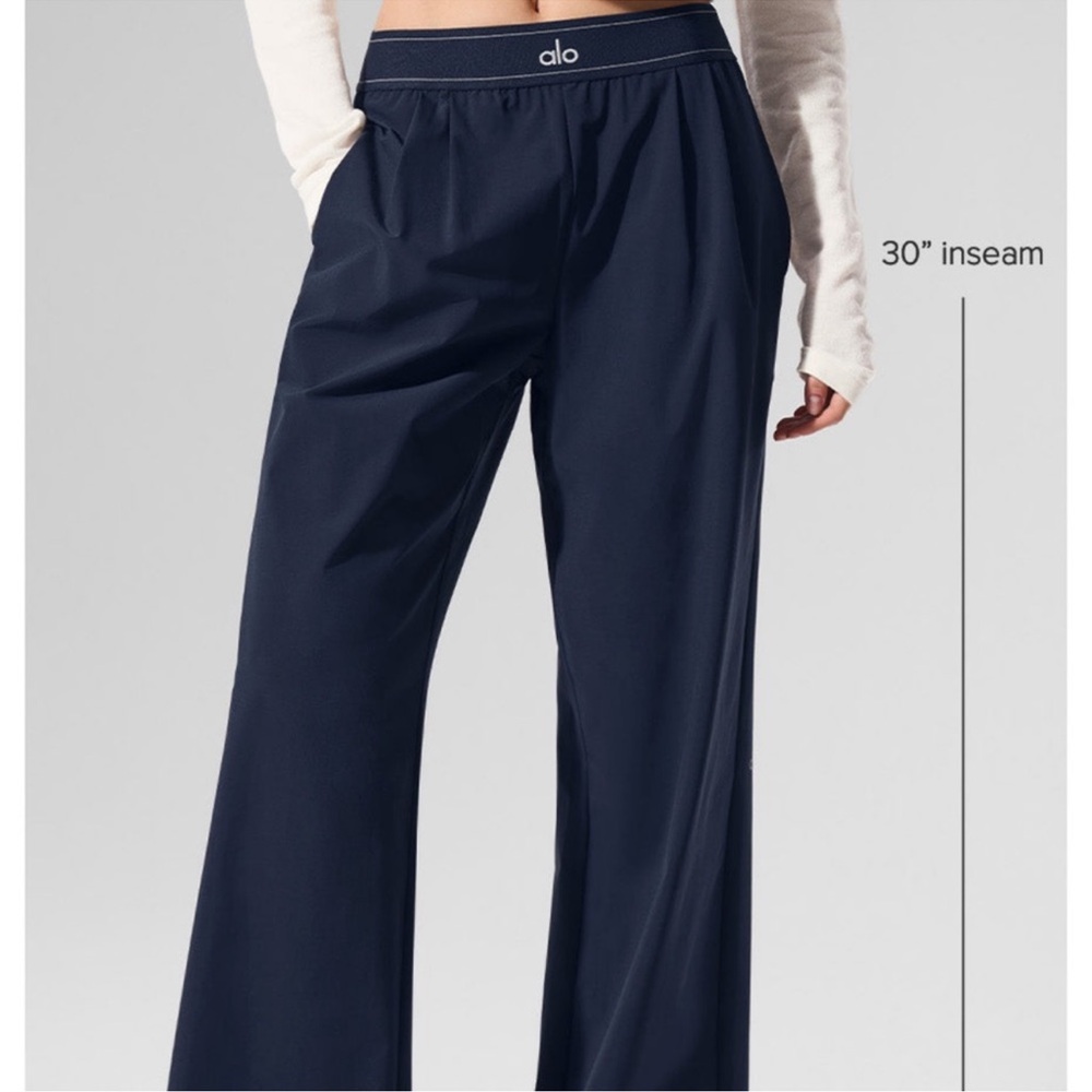 FINAL PRICE⬇️EUC🖤ALO YOGA🖤TROUSER PANTS - Picture 2 of 5